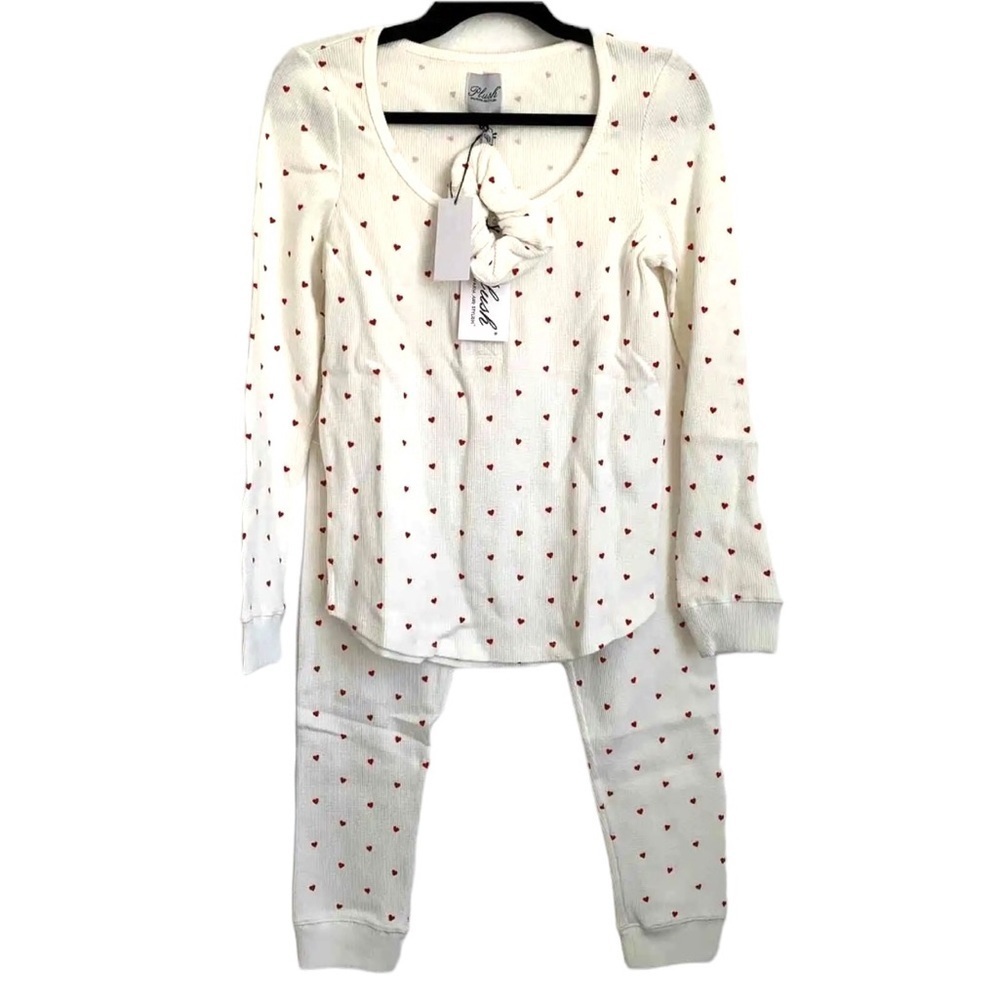 Plush Thermal Heart Pajama + Scrunchie Set White & Red - Picture 2 of 7